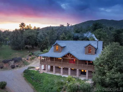 1068 W Incense Cedar Road