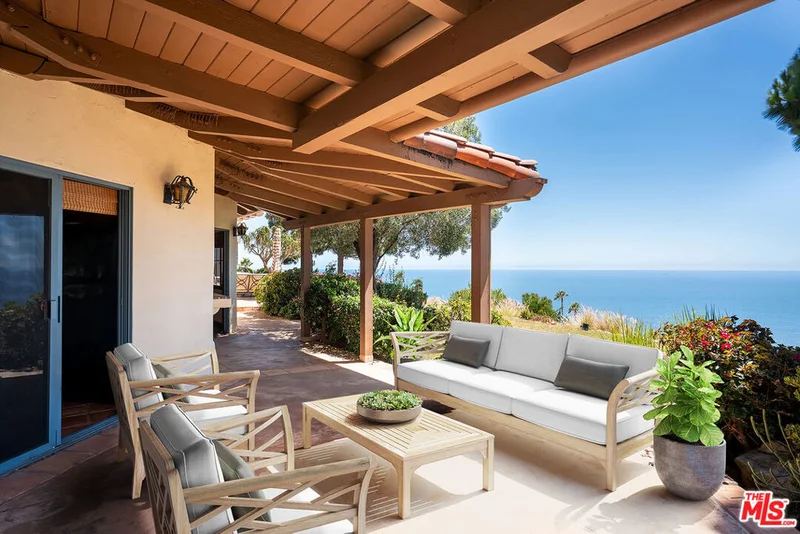 4211 Avenida De La Encinal GH