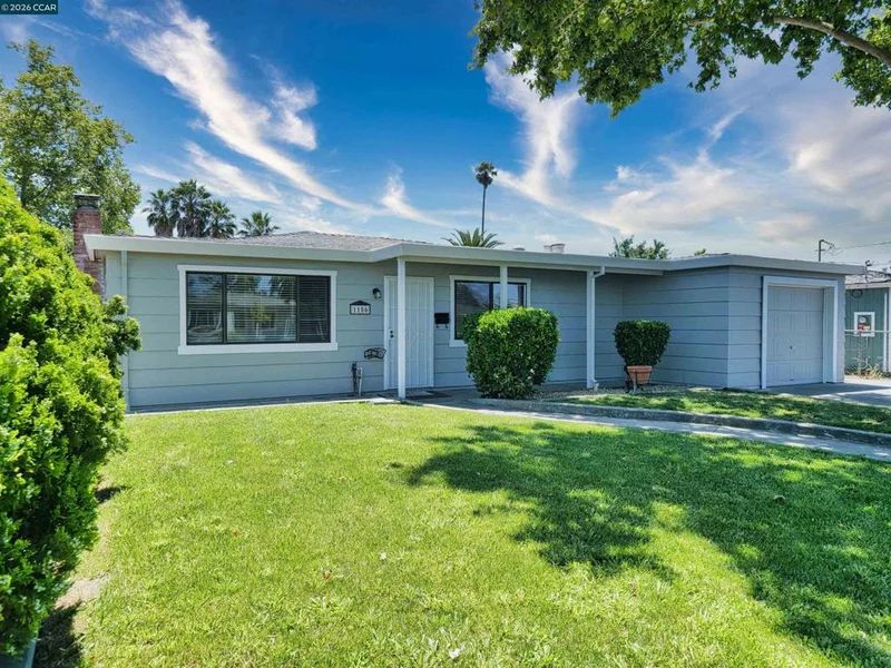 1156 Santa Barbara Dr, Santa Rosa, CA 95404