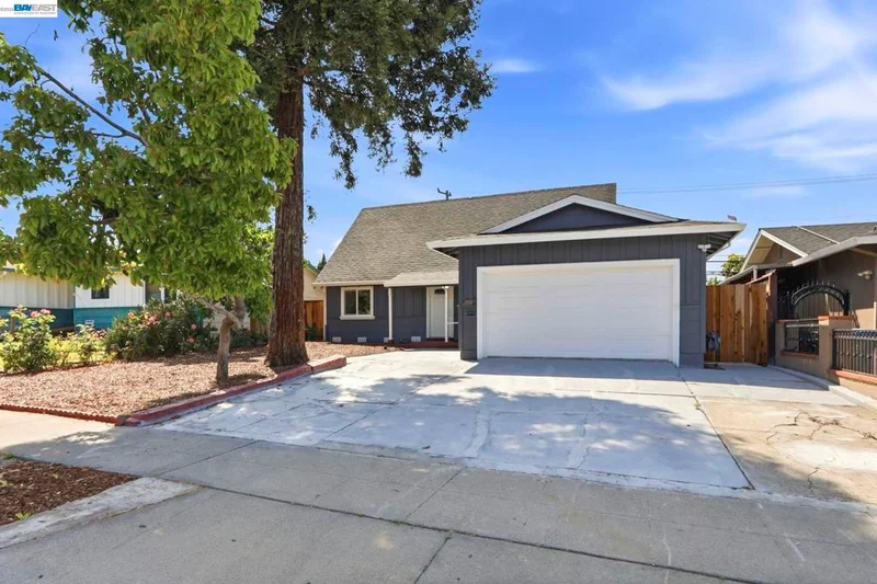 3074 Capewood LN