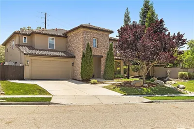 204 Vista Del Rio Court