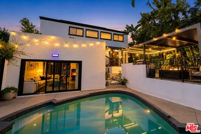 2300 Benedict Canyon Drive