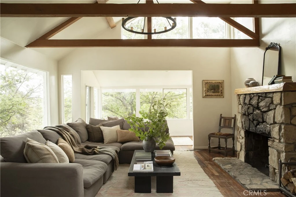 Interior 2
