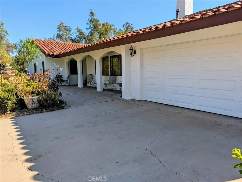 22744 Rolling Meadows