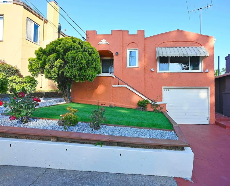 2732 Garden St, Oakland, CA 94601