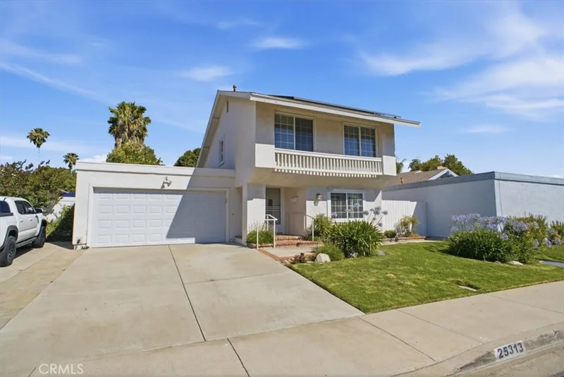 25313 Via Calinda, Valencia, CA 91355