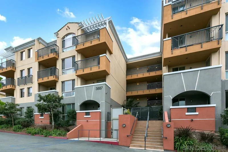 3887 Pell Place 131