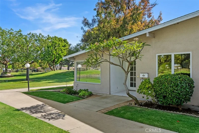 1740 Tam O'Shanter Road 1A, Seal Beach, CA 90740