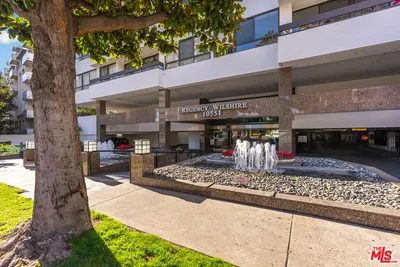 10551 Wilshire Boulevard 1405 photo 2