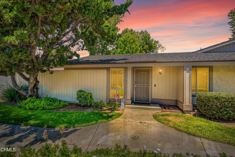 246 W Vineyard Avenue, Oxnard, CA 93036