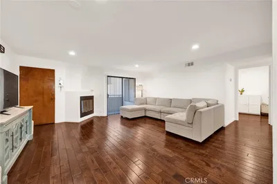13825 Beaver Street 62 photo 2