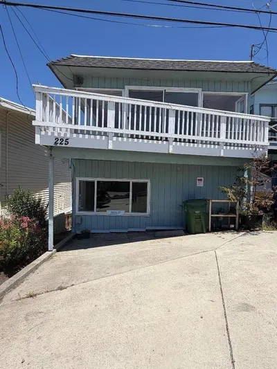 225 Rio Del Mar Boulevard