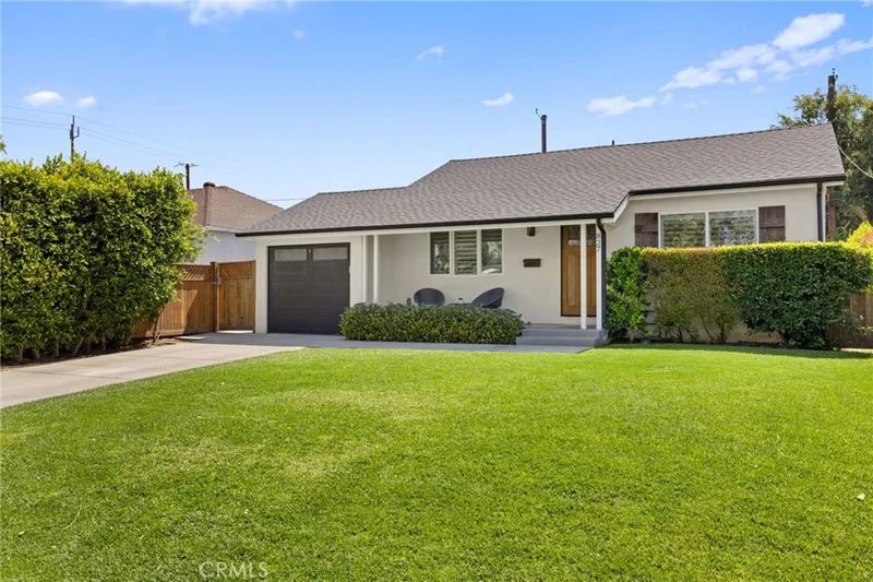 827 N Lamer photo 2