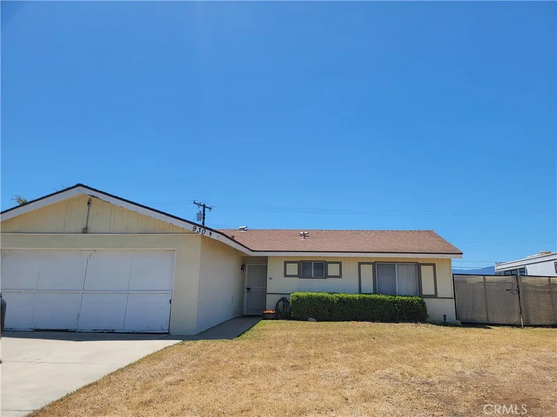 930 Garden Grove