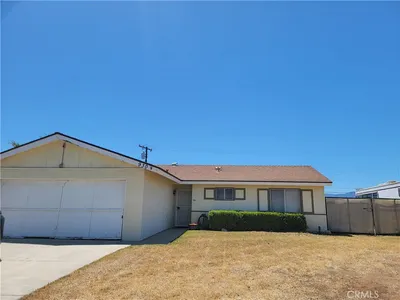 930 Garden Grove
