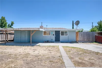 2326 E Hampton