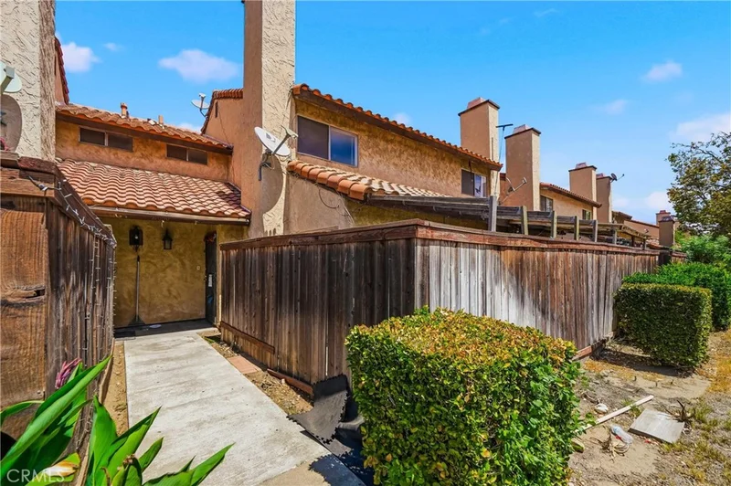 16600 Terrace F photo 2