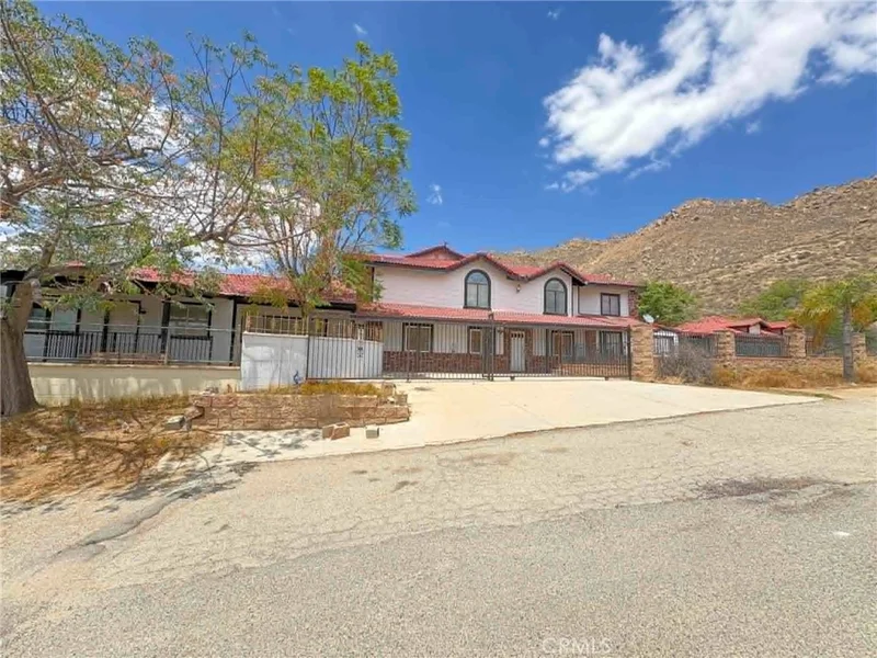20510 Hill Top Drive photo 2