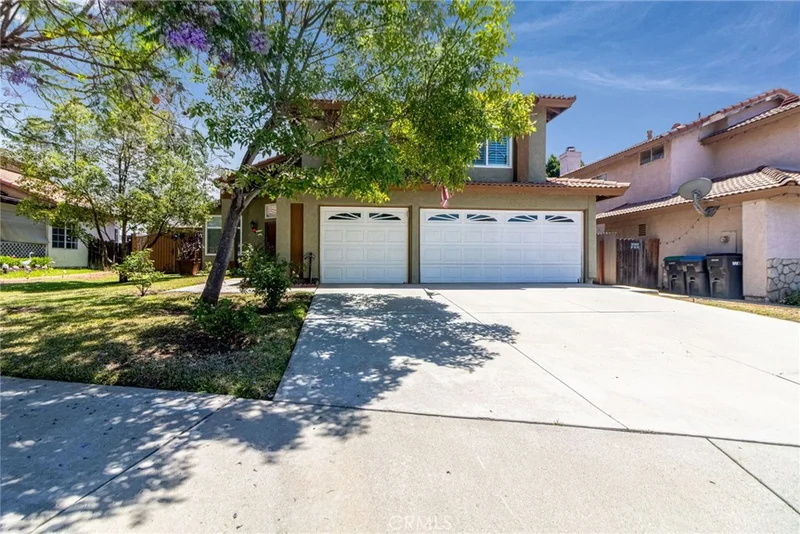 12900 Sample Court