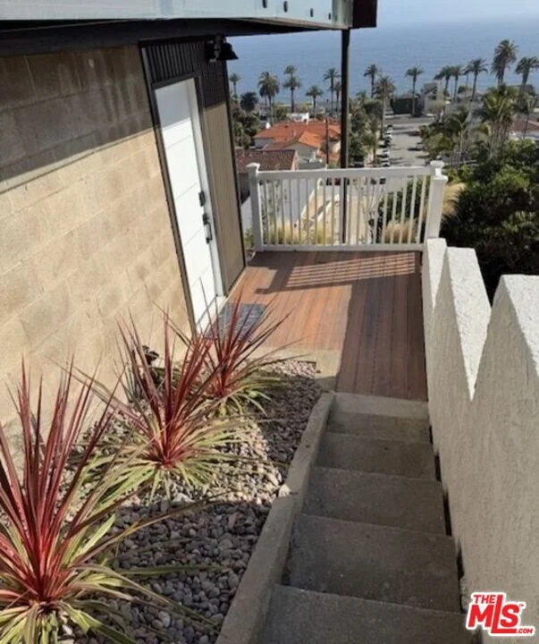 1433 Silvius Avenue
