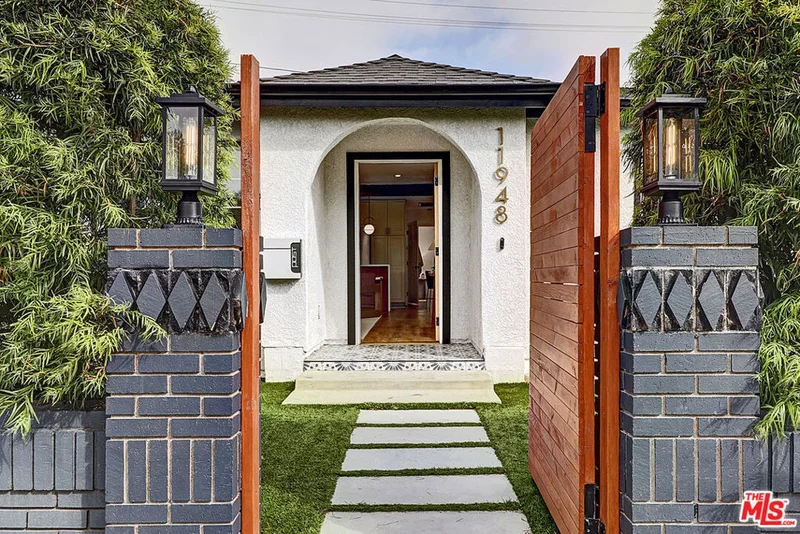 11948 Culver Drive, Culver City, CA 90230