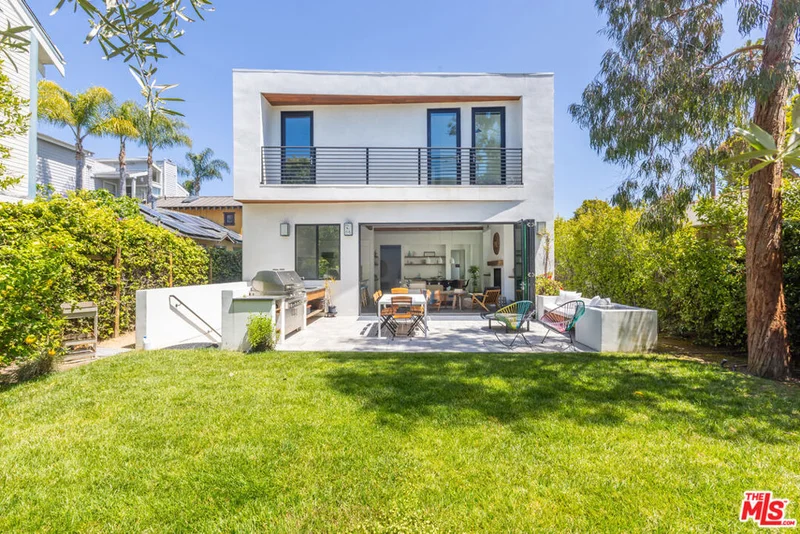 2234 5th Street