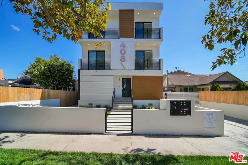 406 1/2 N Kenmore Avenue, Los Angeles, CA 90004