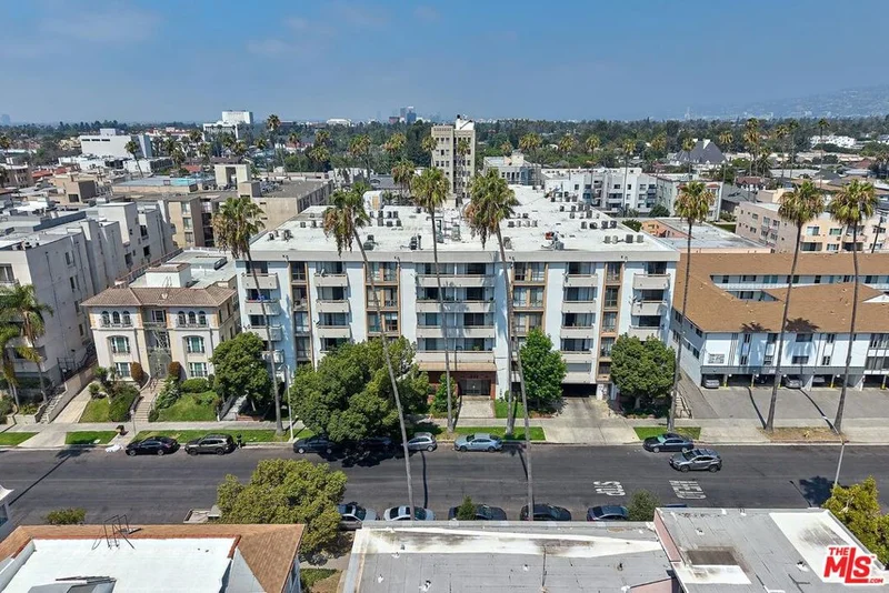 533 S St Andrews Place 410, Los Angeles, CA 90020