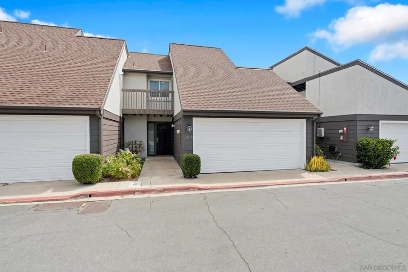 2418 Caminito Zocalo, San Diego, CA 92107