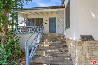 4913 Presidio Drive