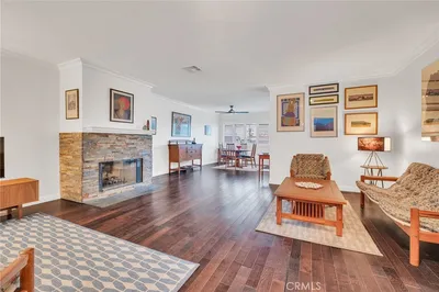 1351 W 7th 3 photo 2