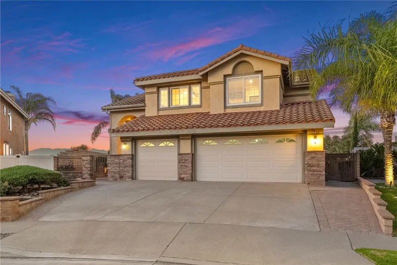 3209 Crystal Ridge Circle