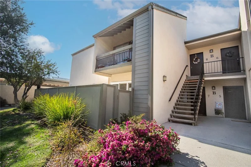 25715 Hogan Drive B7, Valencia, CA 91355