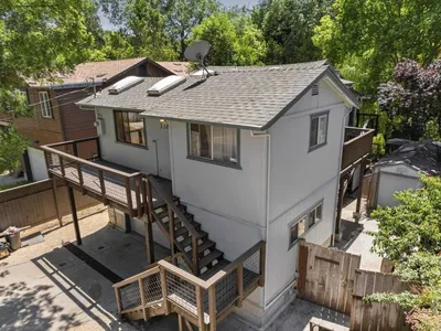 338 River Road