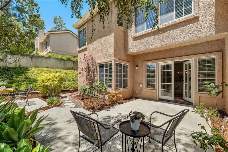 5614 Roundtree Place, Westlake Village, CA 91362