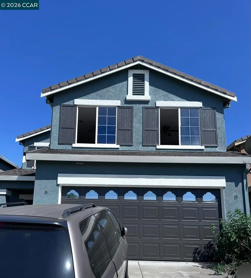 3681 Yacht Dr
