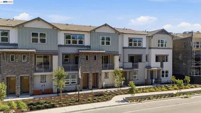 2009 Cascade Way photo 2