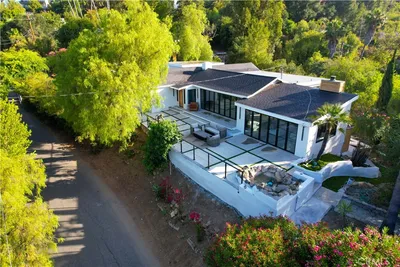 2600 Topanga Skyline