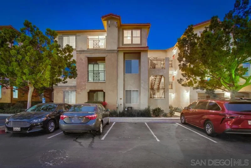 3850 Elijah Ct 931