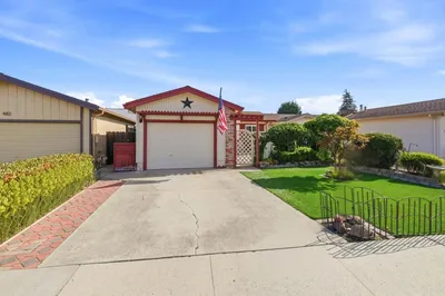 478 Vivienne Drive photo 2