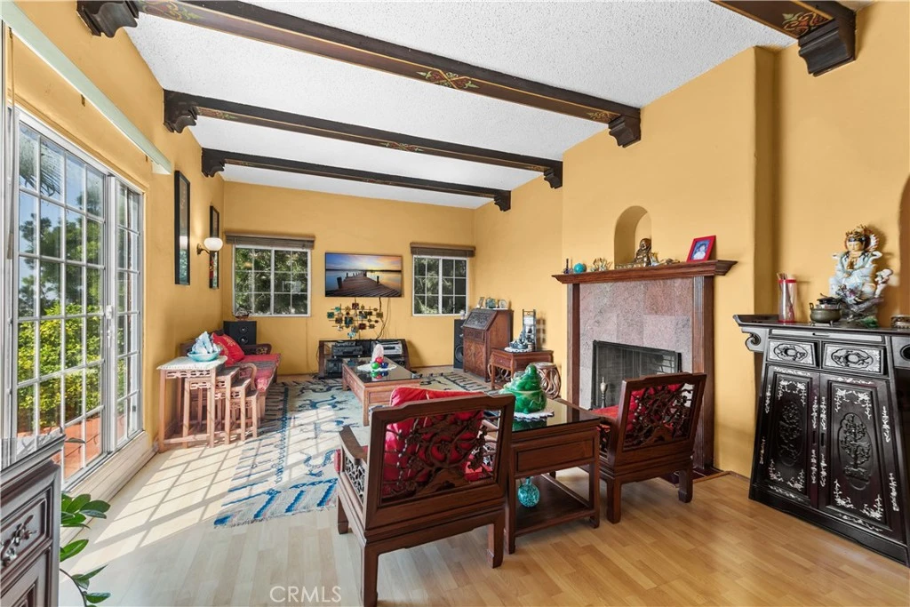 Interior 2