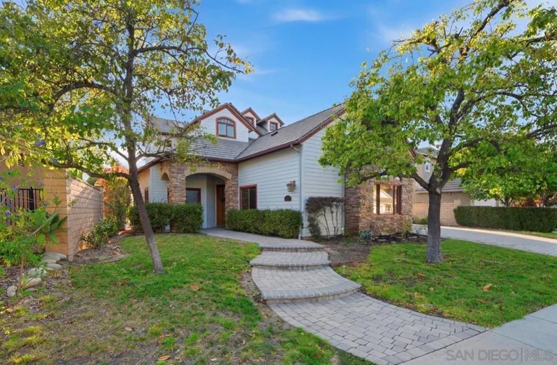 12686 Fairbrook photo 2