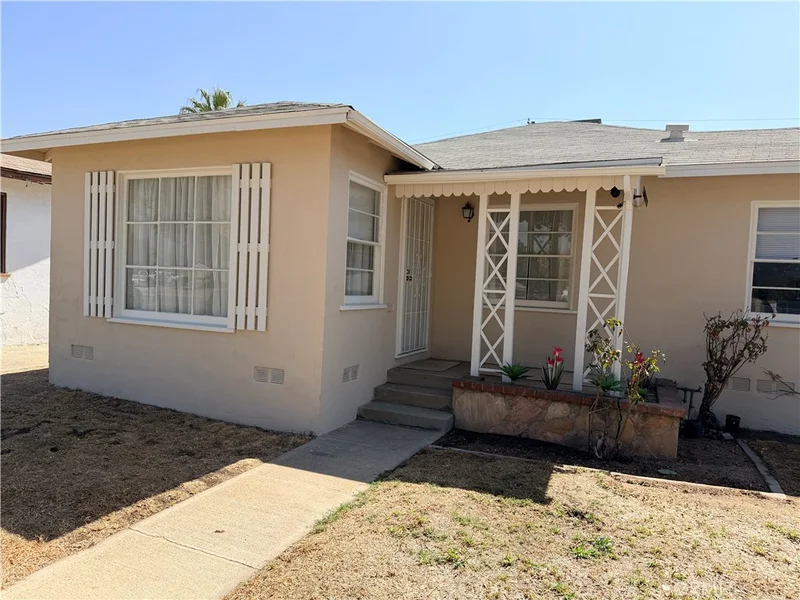 3857 N Sierra