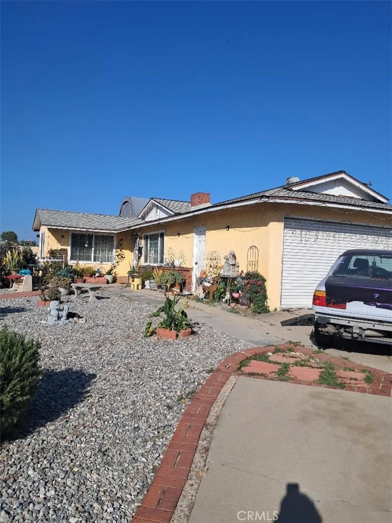 11283 Greenwood
