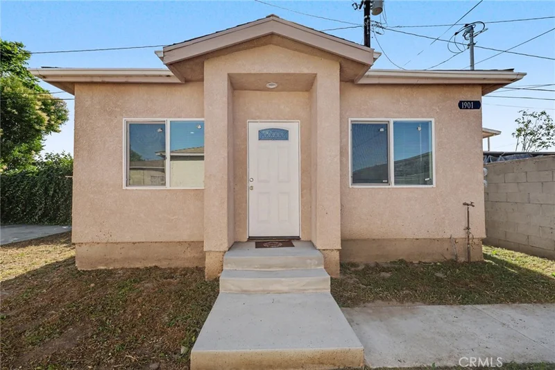 1903 N Grape Avenue, Compton, CA 90222