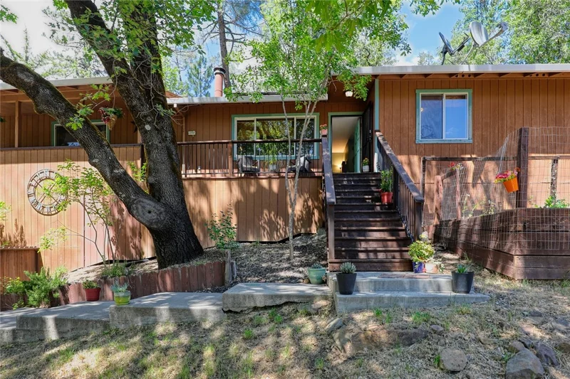 9712 Harrington Flat