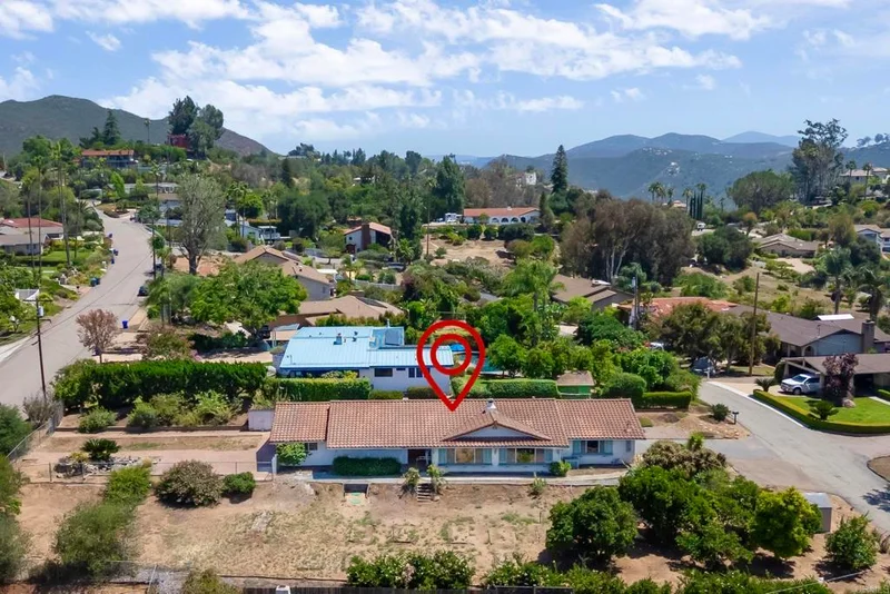 1216 Via Ramon, Escondido, CA 92029
