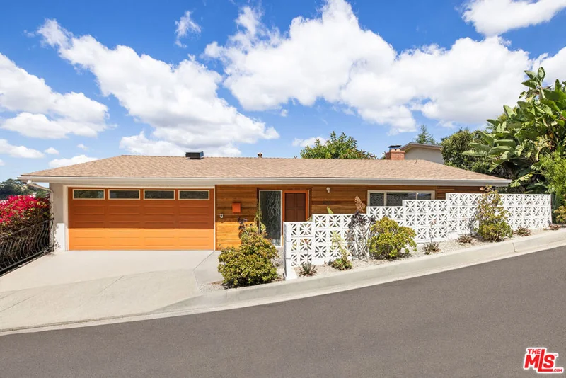 1241 Corona Drive, Glendale, CA 91205