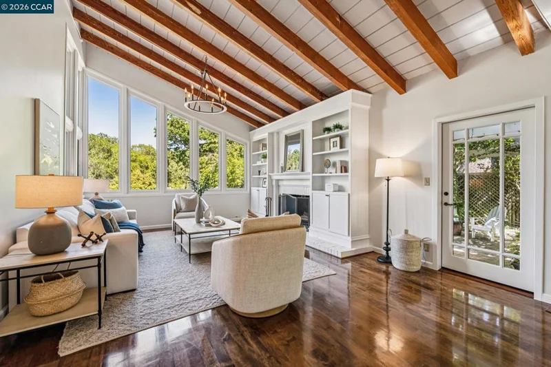 3620 Madrone Drive