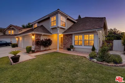 977 Saddlehorn Place